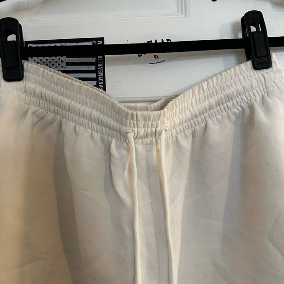 Wilfred Shorts - Picture 4 of 4